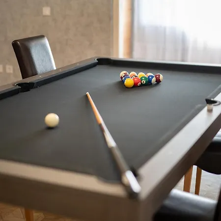 Deluxe Space And * Pecs